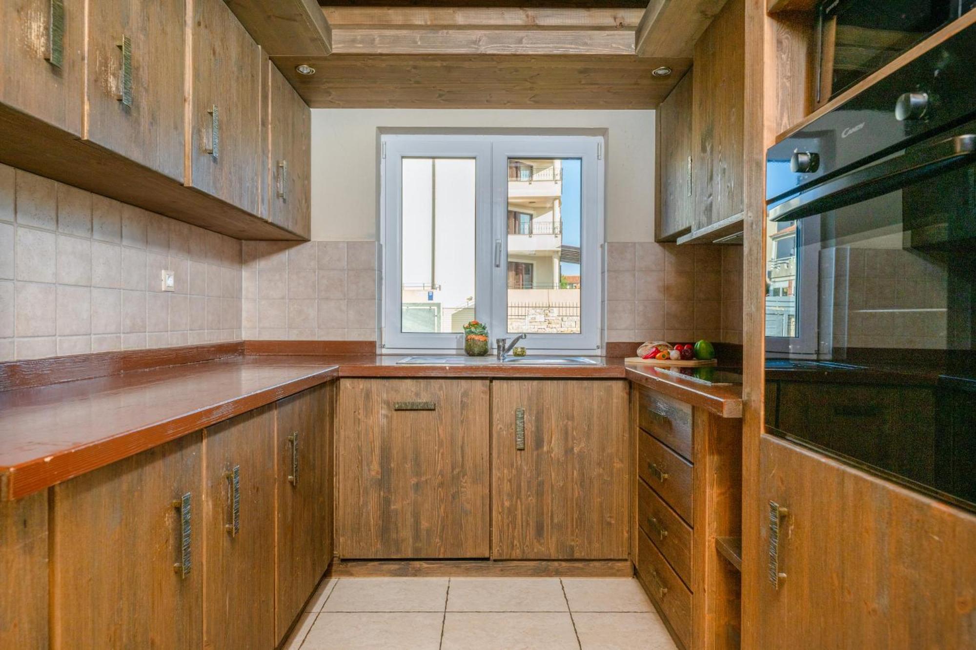Villa Castagna Near The Sea With Private Pool And Sauna Premantura Extérieur photo
